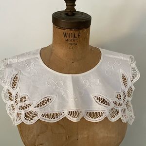vintage lace collar